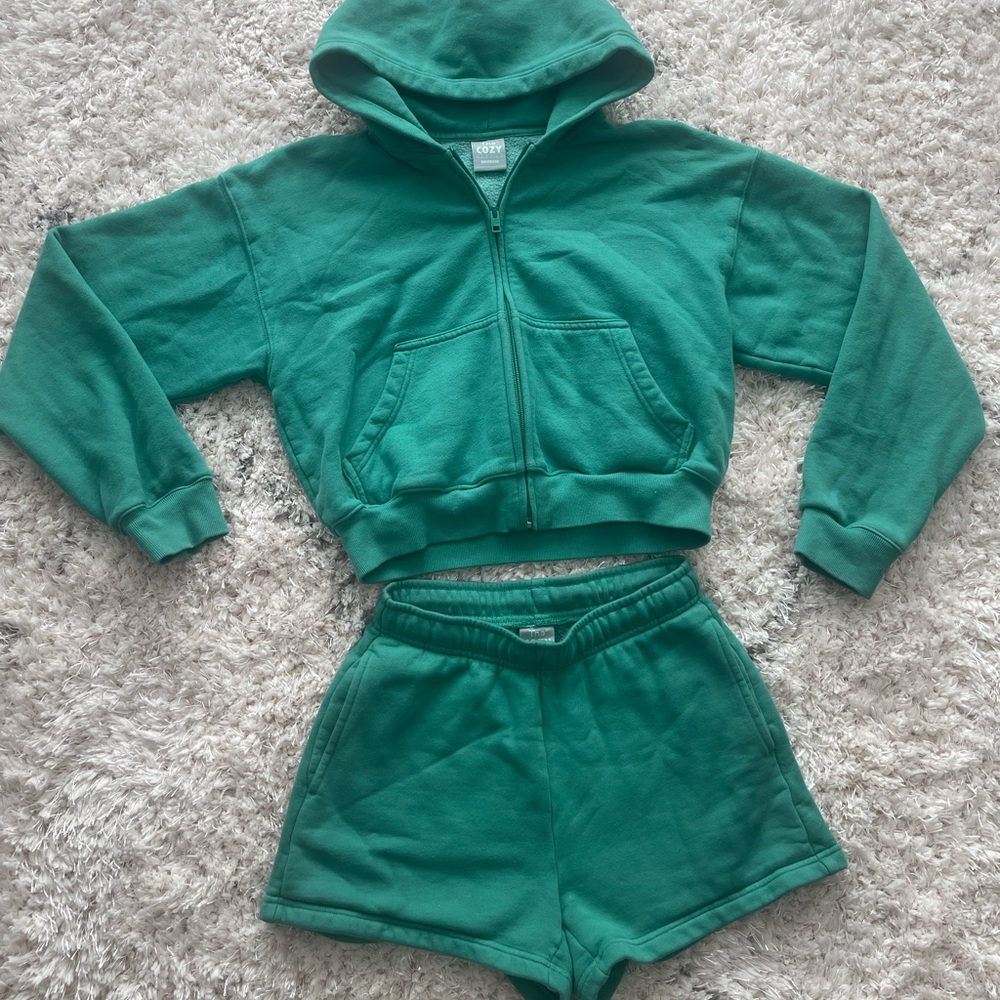 Aritzia TNA Cozy Fleece Boyfriend Sweatsuit Size Small